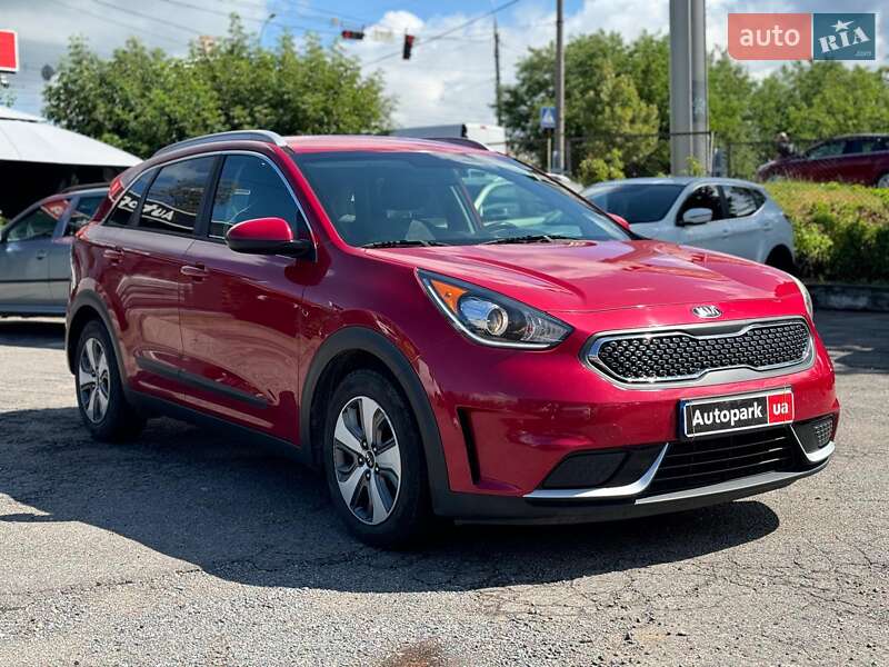 Внедорожник / Кроссовер Kia Niro 2017 в Виннице