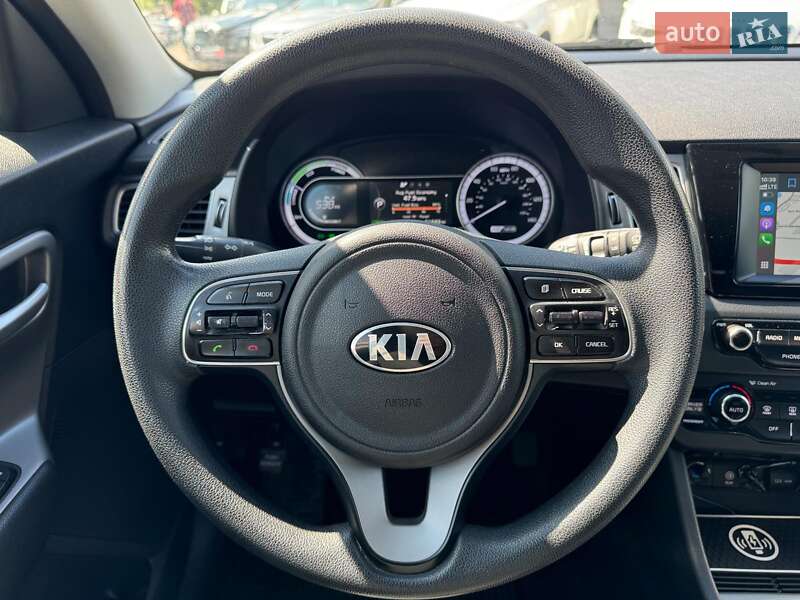 Внедорожник / Кроссовер Kia Niro 2017 в Виннице