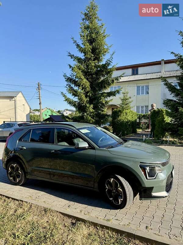 Внедорожник / Кроссовер Kia Niro 2023 в Тернополе