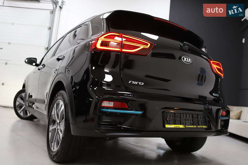 Позашляховик / Кросовер Kia Niro 2022 в Дрогобичі
