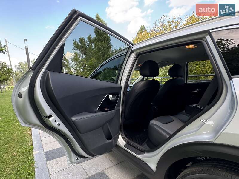 Внедорожник / Кроссовер Kia Niro 2021 в Днепре