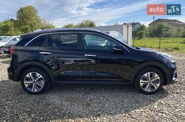 Позашляховик / Кросовер Kia Niro 2021 в 