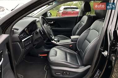Позашляховик / Кросовер Kia Niro 2021 в 