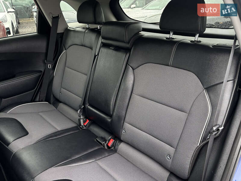 Внедорожник / Кроссовер Kia Niro 2020 в Львове
