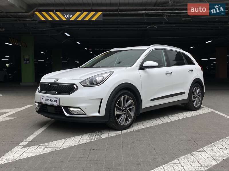 Позашляховик / Кросовер Kia Niro 2017 в Києві