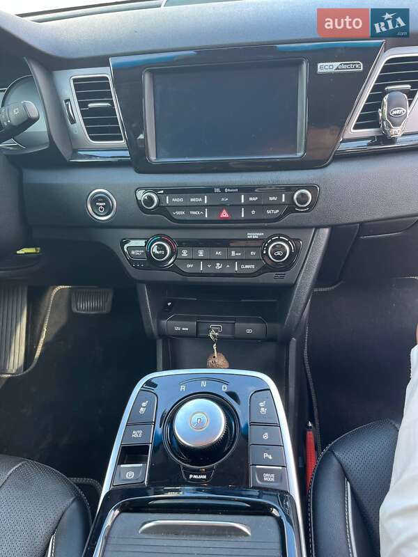 Внедорожник / Кроссовер Kia Niro 2019 в Дубно фото 3 Внедорожник / Кроссовер Kia Niro 2019 в Дубно