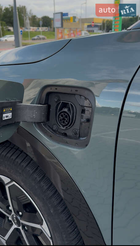 Внедорожник / Кроссовер Kia Niro 2023 в Львове