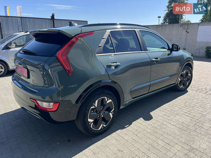 Позашляховик / Кросовер Kia Niro 2023 в Львові