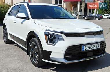 Позашляховик / Кросовер Kia Niro 2024 в Тернополі