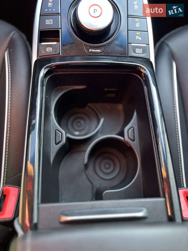 Внедорожник / Кроссовер Kia Niro 2019 в Тернополе