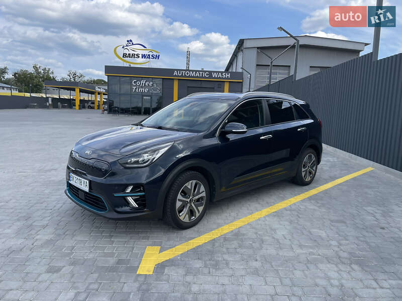 Позашляховик / Кросовер Kia Niro 2019 в 