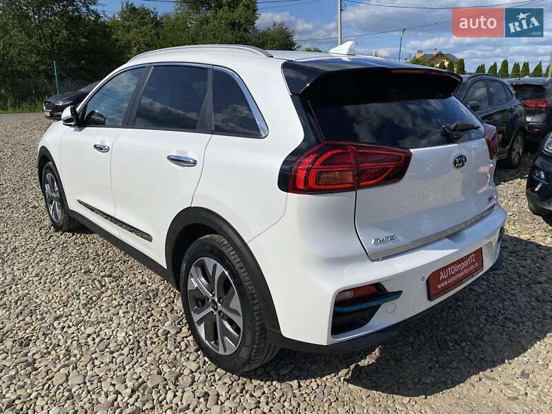 Внедорожник / Кроссовер Kia Niro 2021 в Львове