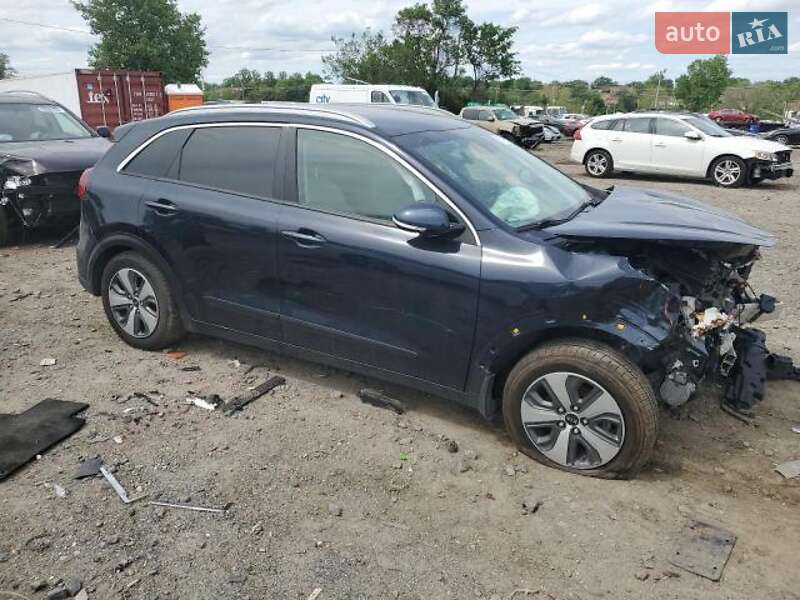 Внедорожник / Кроссовер Kia Niro 2018 в Львове