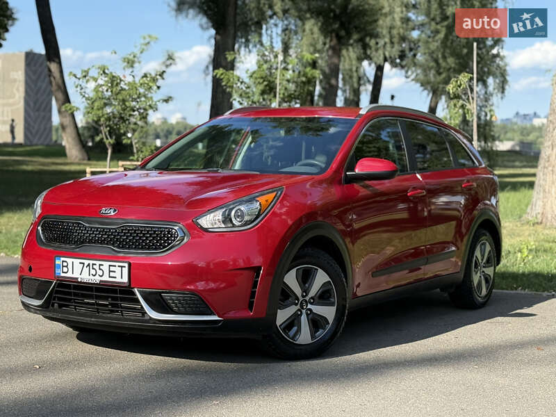 Внедорожник / Кроссовер Kia Niro 2017 в Киеве