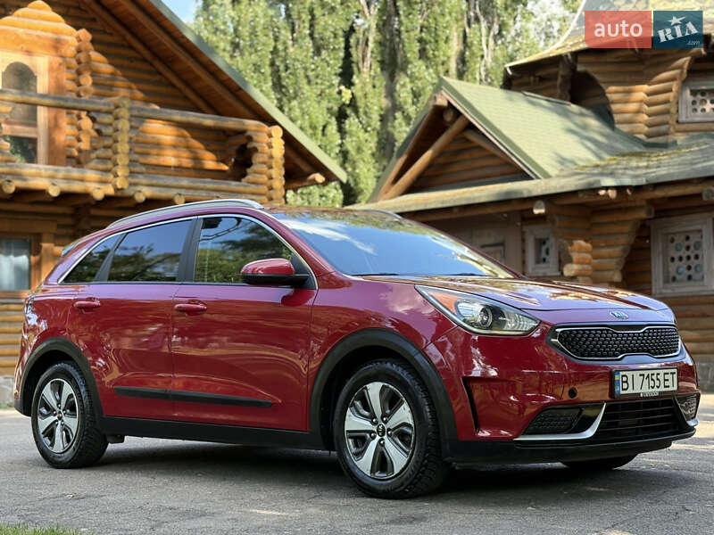 Внедорожник / Кроссовер Kia Niro 2017 в Киеве