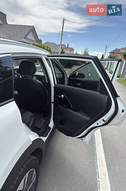 Позашляховик / Кросовер Kia Niro 2018 в Полтаві