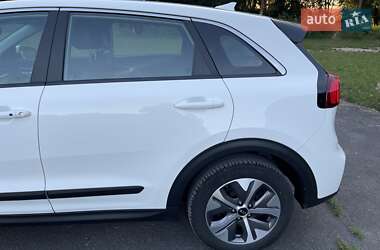 Внедорожник / Кроссовер Kia Niro 2021 в 