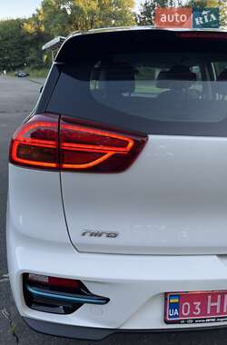 Внедорожник / Кроссовер Kia Niro 2021 в 