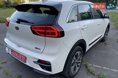 Внедорожник / Кроссовер Kia Niro 2021 в 