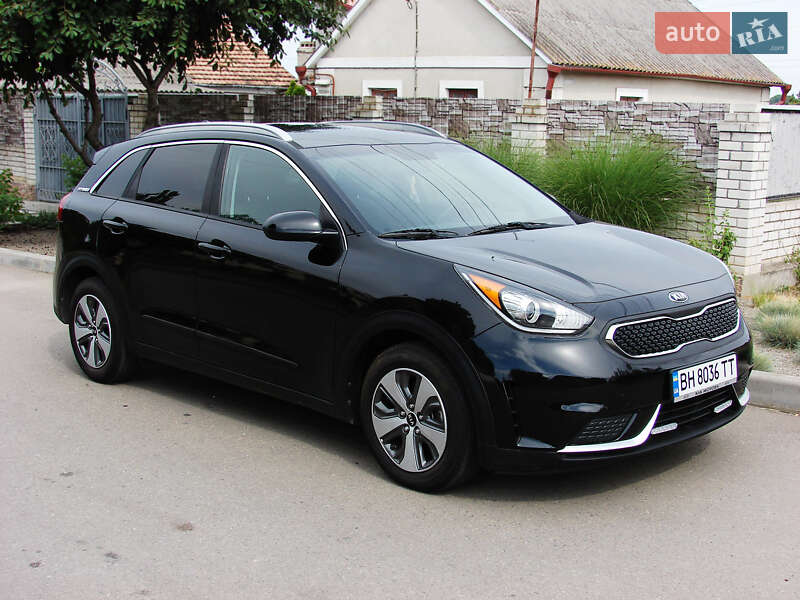 Внедорожник / Кроссовер Kia Niro 2017 в Одессе