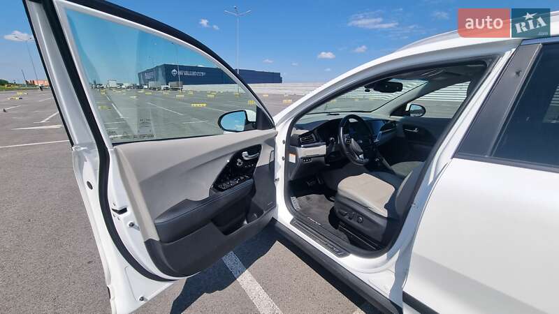 Внедорожник / Кроссовер Kia Niro 2021 в Львове
