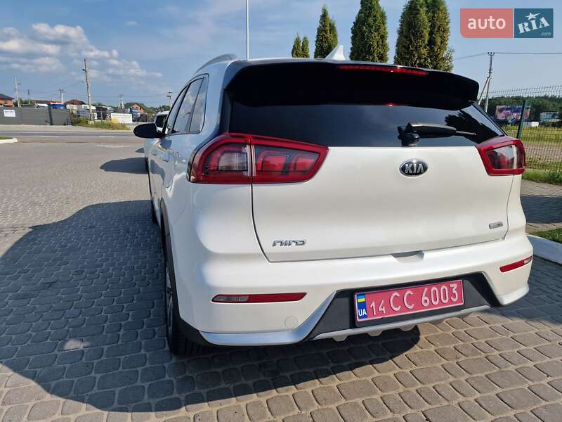 Позашляховик / Кросовер Kia Niro 2018 в Львові