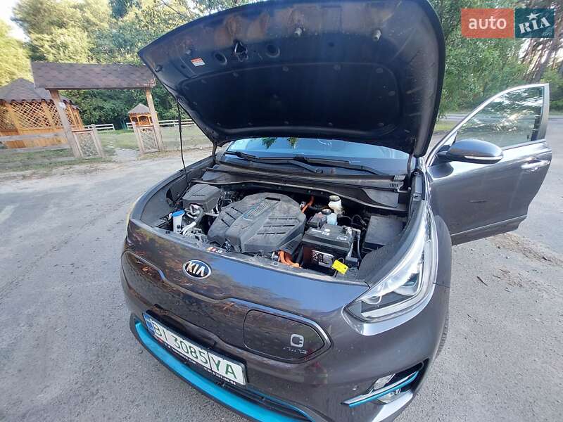 Внедорожник / Кроссовер Kia Niro 2019 в Тернополе фото 7 Внедорожник / Кроссовер Kia Niro 2019 в Тернополе