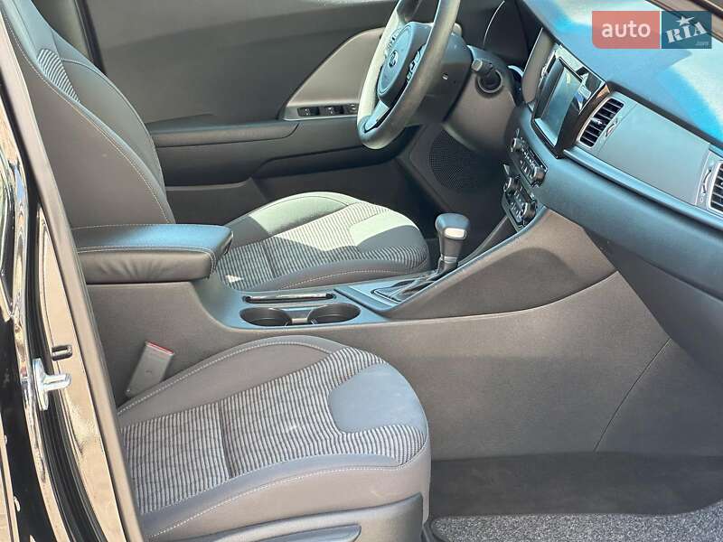 Внедорожник / Кроссовер Kia Niro 2018 в Одессе