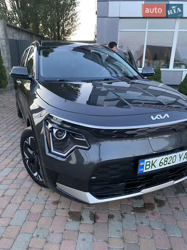 Внедорожник / Кроссовер Kia Niro 2022 в Сарнах