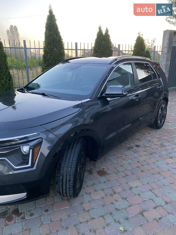 Внедорожник / Кроссовер Kia Niro 2022 в Сарнах