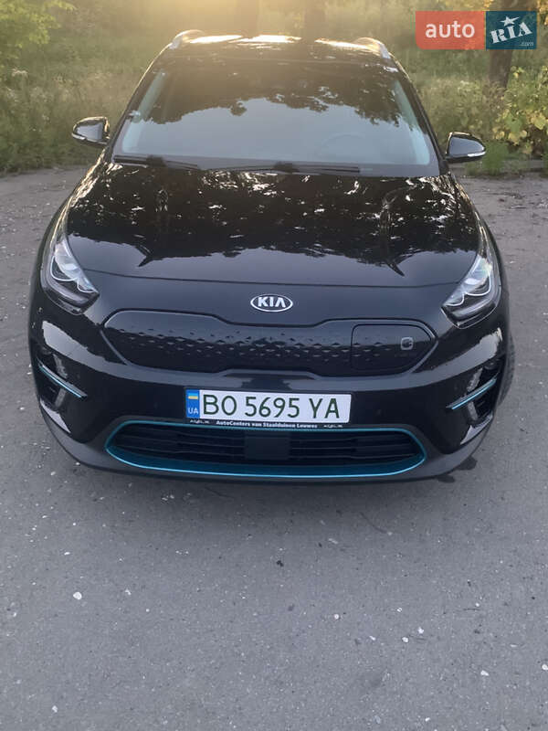 Внедорожник / Кроссовер Kia Niro 2019 в Тернополе