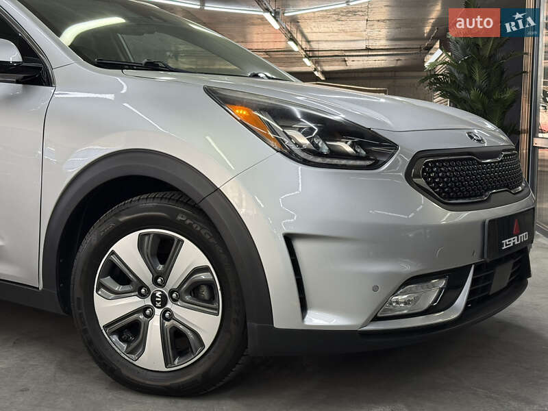 Позашляховик / Кросовер Kia Niro 2017 в Одесі фото 4 Позашляховик / Кросовер Kia Niro 2017 в Одесі