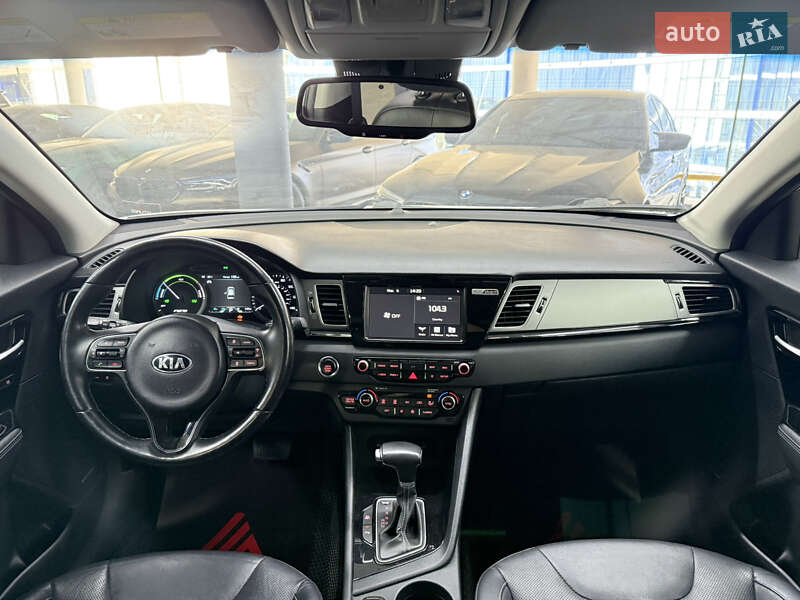 Позашляховик / Кросовер Kia Niro 2017 в Одесі фото 25 Позашляховик / Кросовер Kia Niro 2017 в Одесі