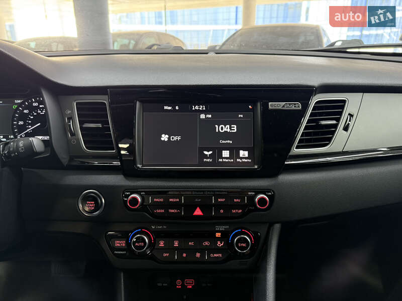 Позашляховик / Кросовер Kia Niro 2017 в Одесі фото 27 Позашляховик / Кросовер Kia Niro 2017 в Одесі
