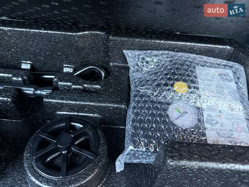 Позашляховик / Кросовер Kia Niro 2020 в Львові