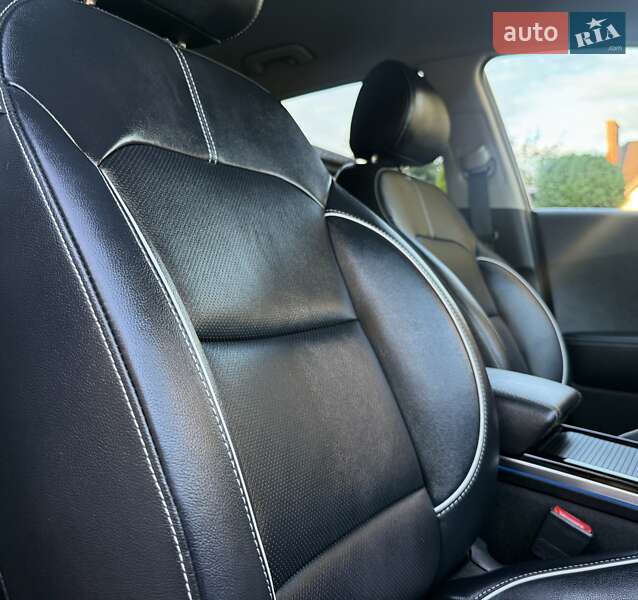 Позашляховик / Кросовер Kia Niro 2020 в Львові