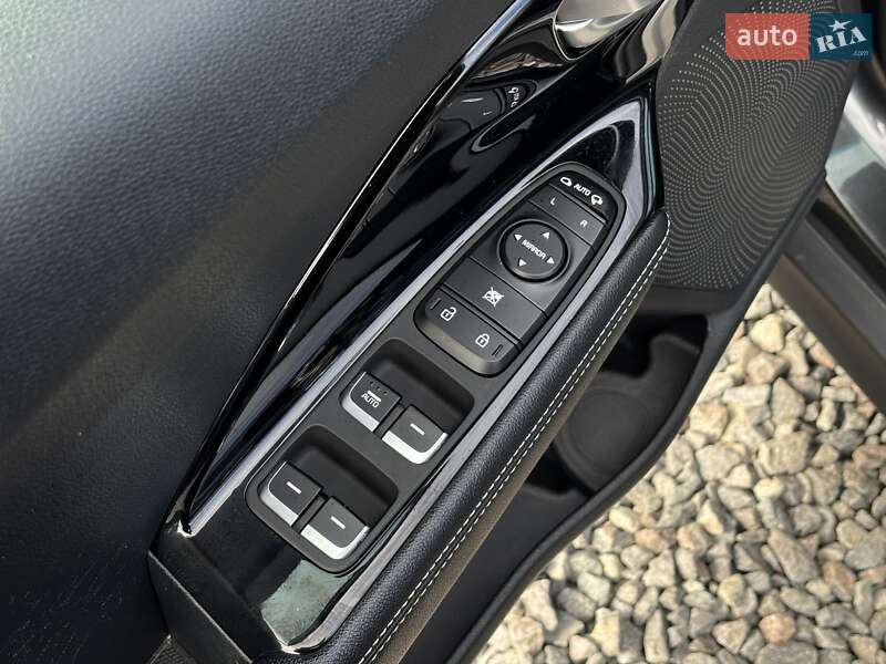 Внедорожник / Кроссовер Kia Niro 2021 в Львове