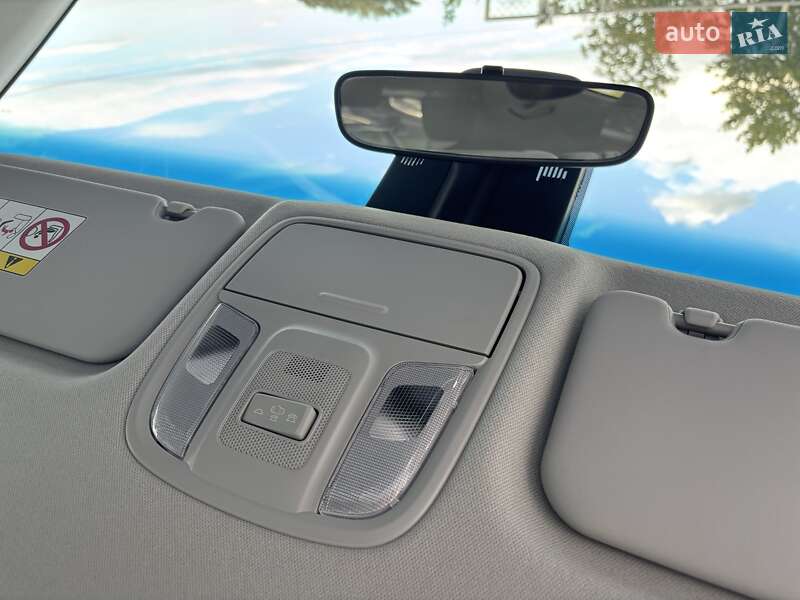 Позашляховик / Кросовер Kia Niro 2020 в Львові