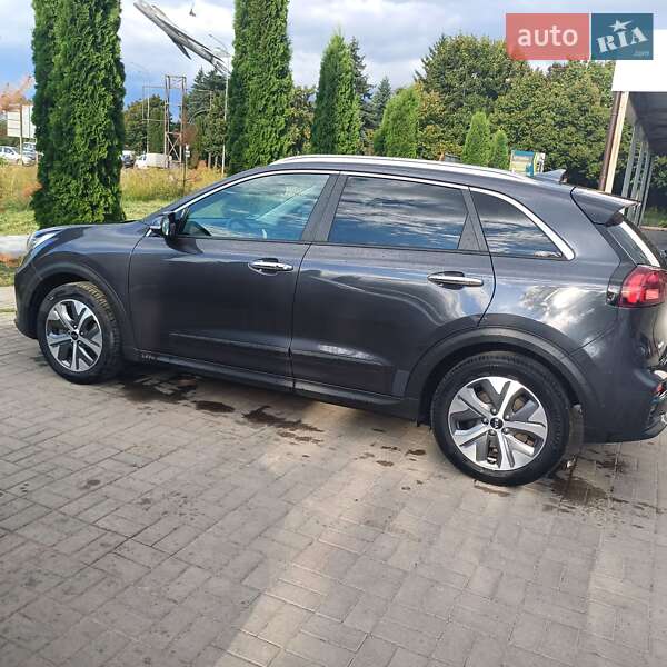 Внедорожник / Кроссовер Kia Niro 2020 в Дубно