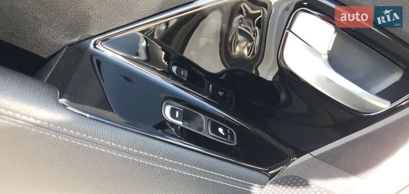 Внедорожник / Кроссовер Kia Niro 2019 в Днепре