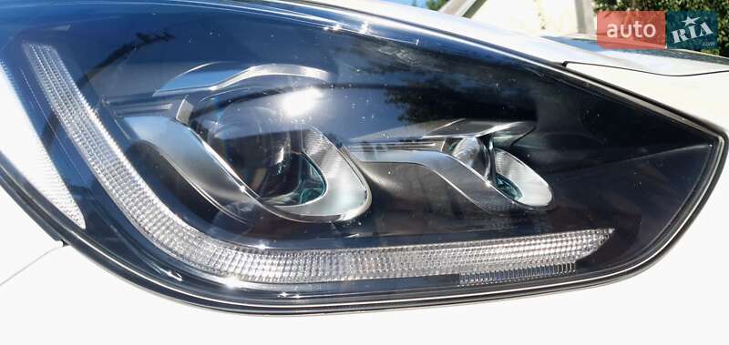 Внедорожник / Кроссовер Kia Niro 2019 в Днепре