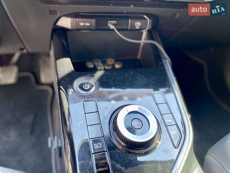 Внедорожник / Кроссовер Kia Niro 2023 в Львове