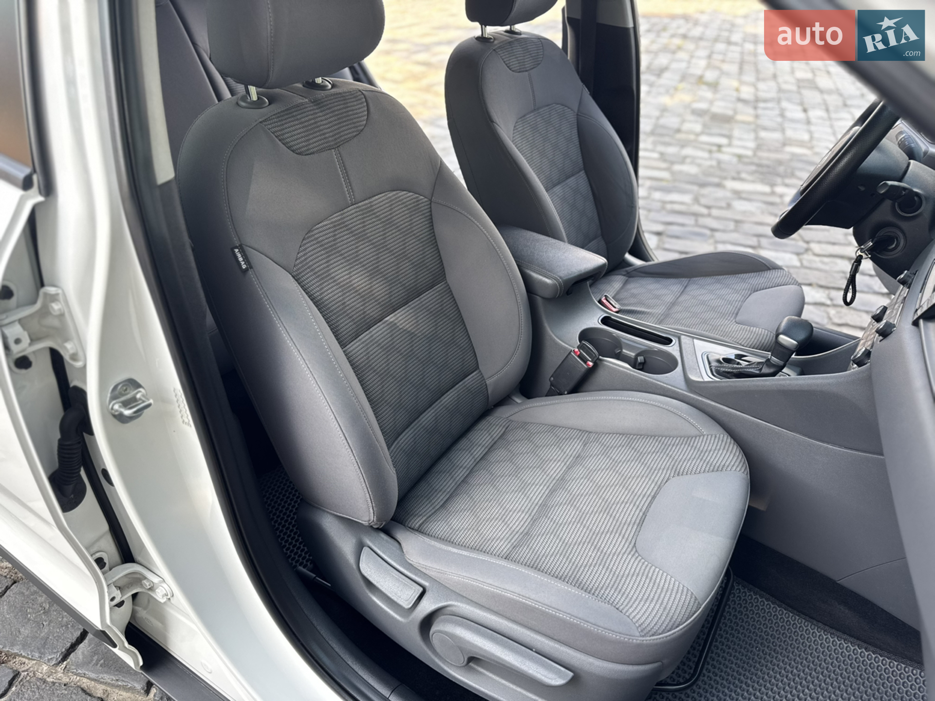 2017 Kia Niro - мініатюра 61