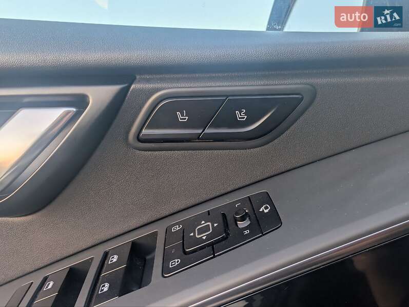 Внедорожник / Кроссовер Kia Niro 2023 в Ровно