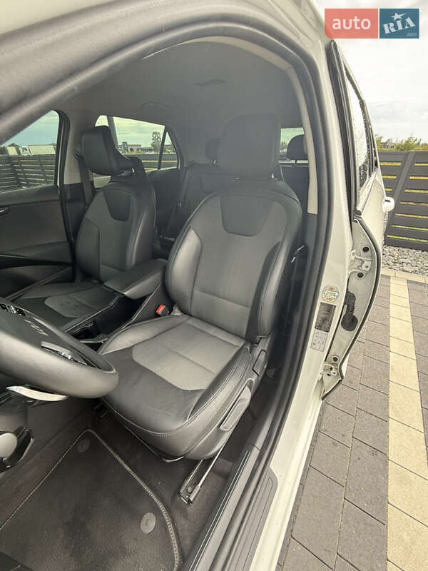 Внедорожник / Кроссовер Kia Niro 2022 в Мукачево фото 19 Внедорожник / Кроссовер Kia Niro 2022 в Мукачево