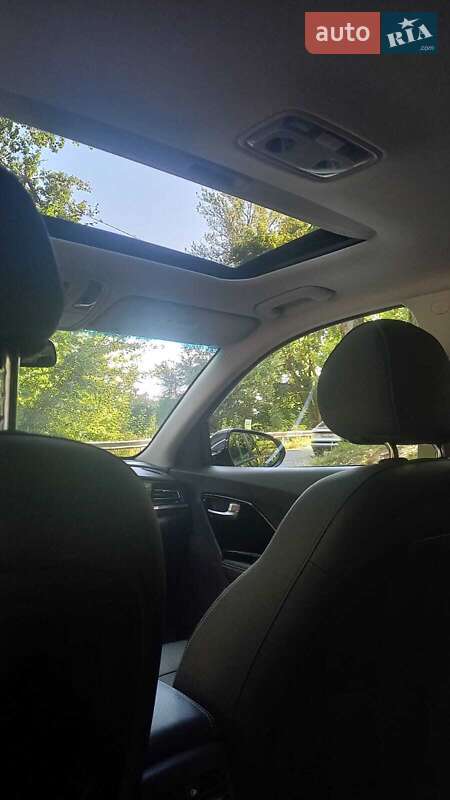 Позашляховик / Кросовер Kia Niro 2020 в Тернополі