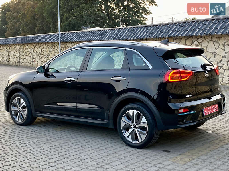 Позашляховик / Кросовер Kia Niro 2021 в Львові