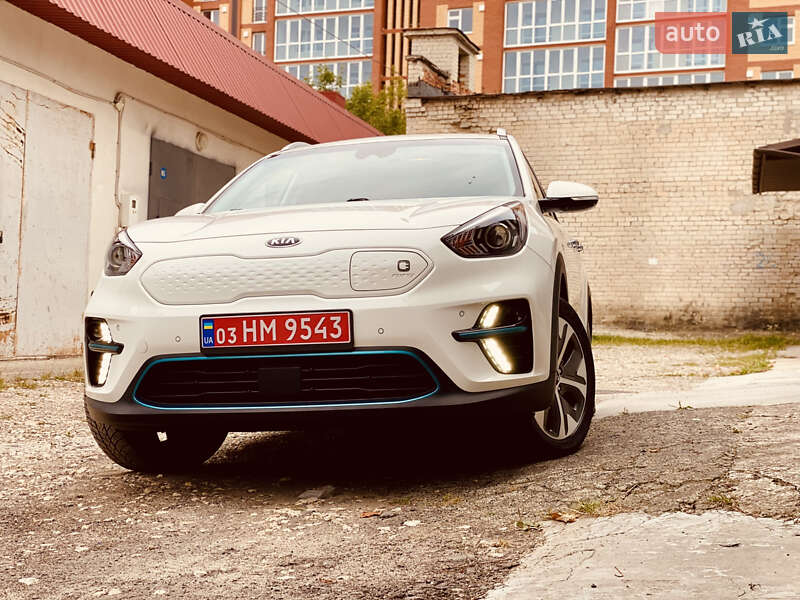 Позашляховик / Кросовер Kia Niro 2020 в Тернополі