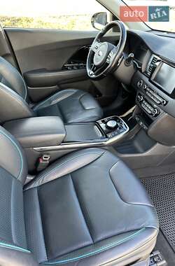 Внедорожник / Кроссовер Kia Niro 2019 в 