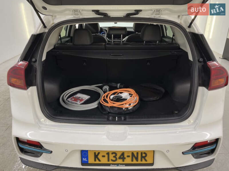 Позашляховик / Кросовер Kia Niro 2020 в Тернополі